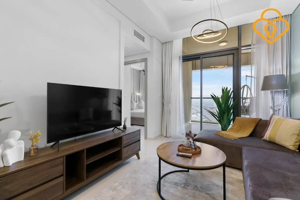 Keysplease 2 Bedroom With Study Aykon City Minutes To Downtown Dubaj